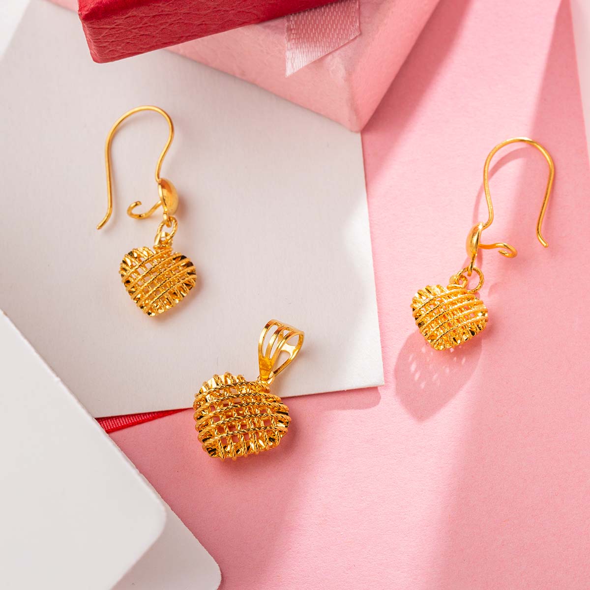 Valentine Jewels image